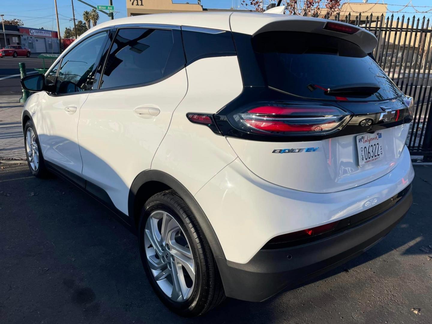 2023 WHITE /BLACK Chevrolet Bolt EV (1G1FW6S01P4) , located at 744 E Miner Ave, Stockton, CA, 95202, (209) 944-5770, 37.956863, -121.282082 - Photo#11